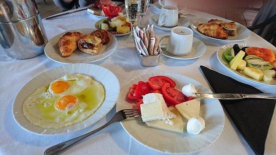 Roof Garden Isa Hotel